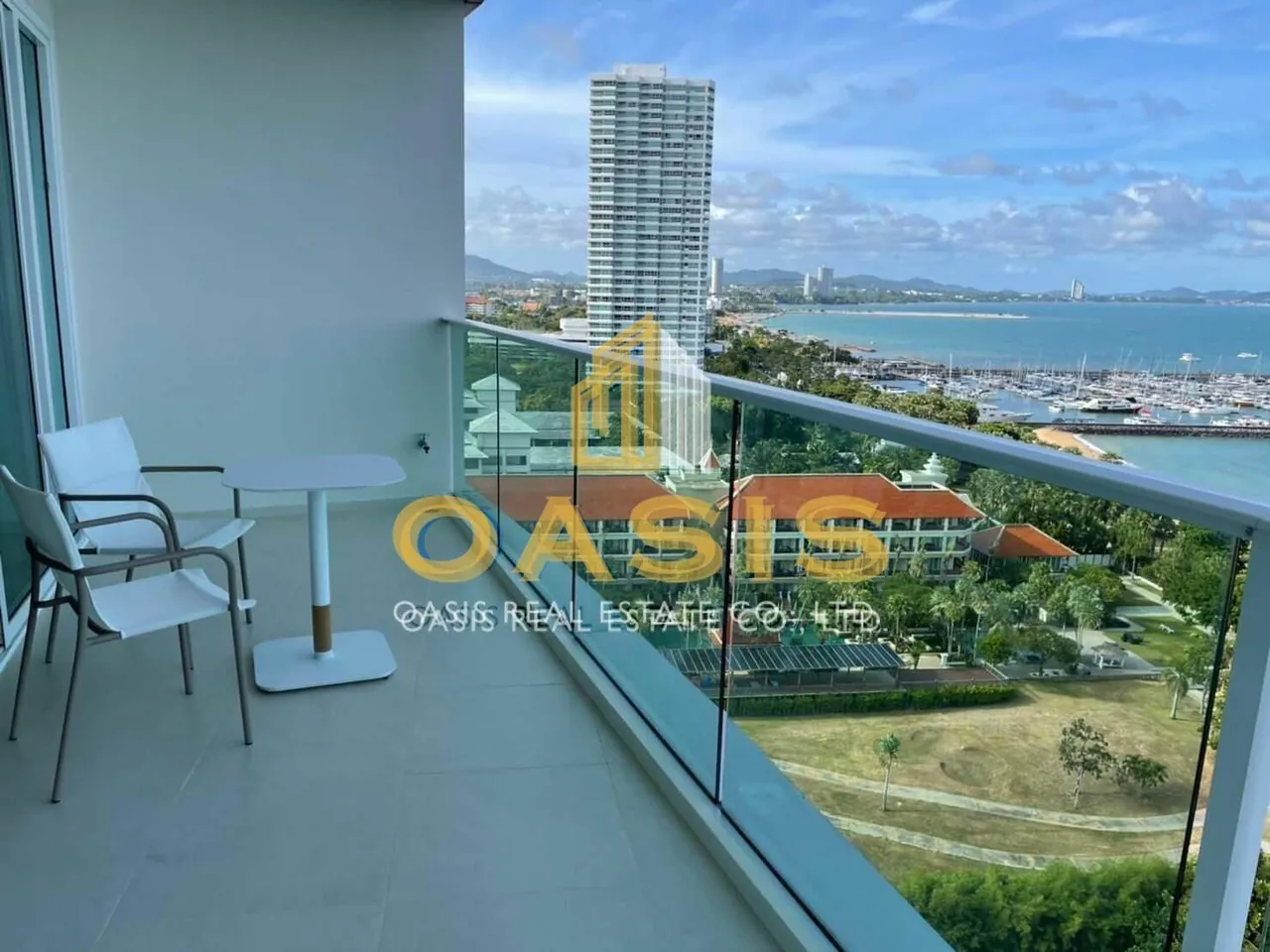 Mövenpick White Sand Beach Residences Pattaya for sale and rent