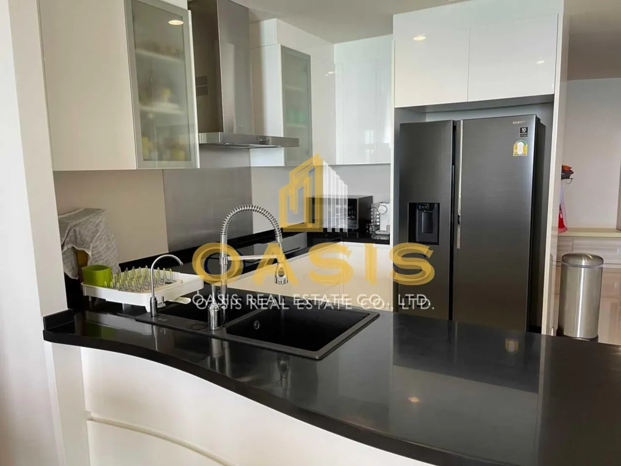Mövenpick White Sand Beach Residences Pattaya for sale and rent