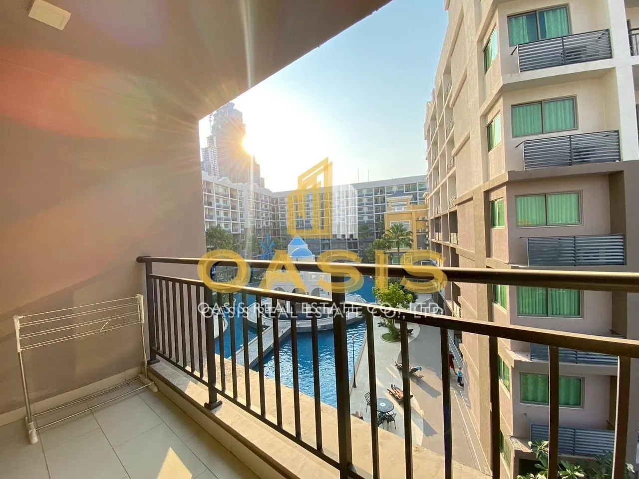 Arcadia Beach Continental For Sale