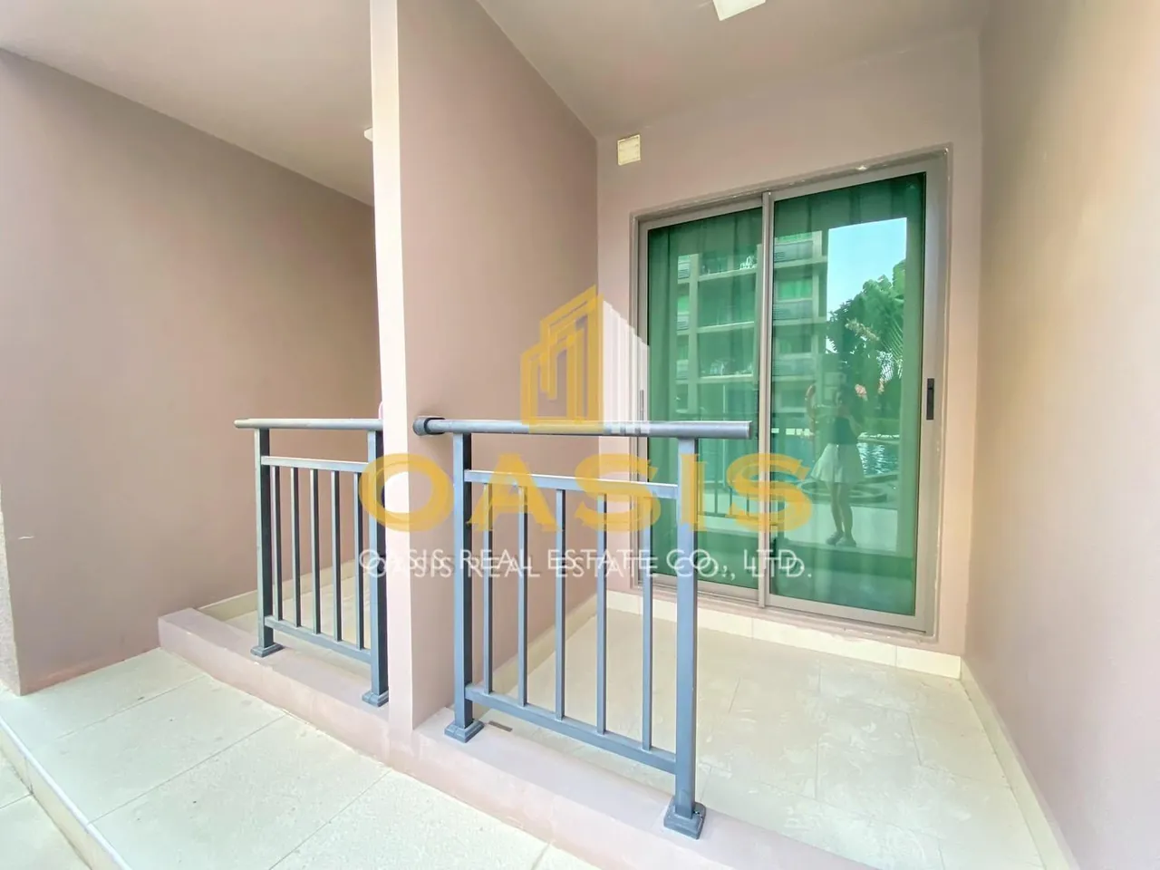 Arcadia Beach Continental For Sale