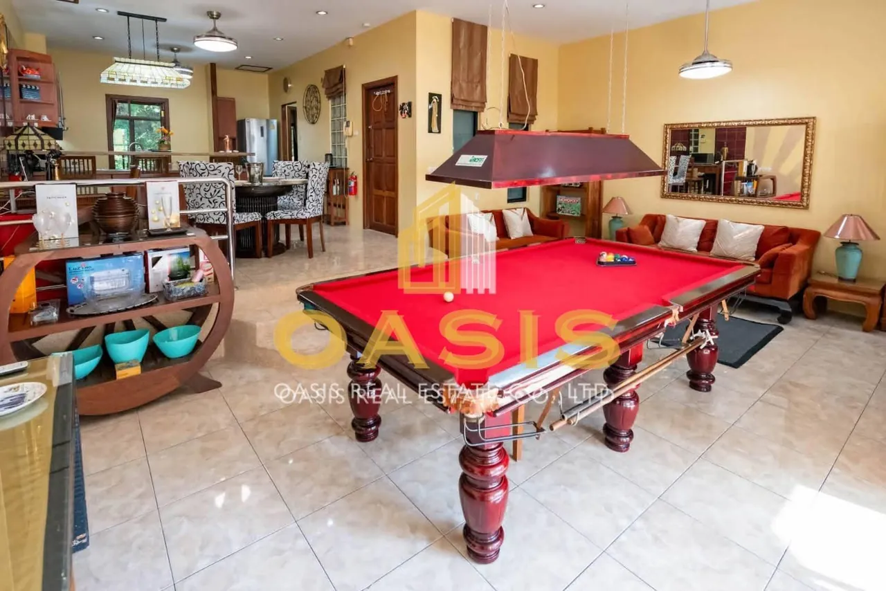Spacious Luxury Apartment for Rent