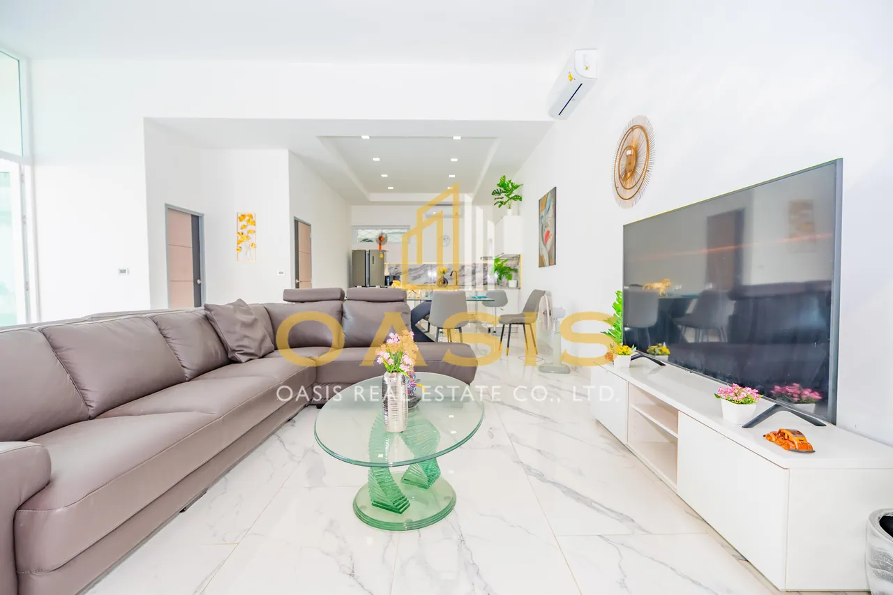 New Modern Luxury Villa for Sale or Rent Pratumnak Hill