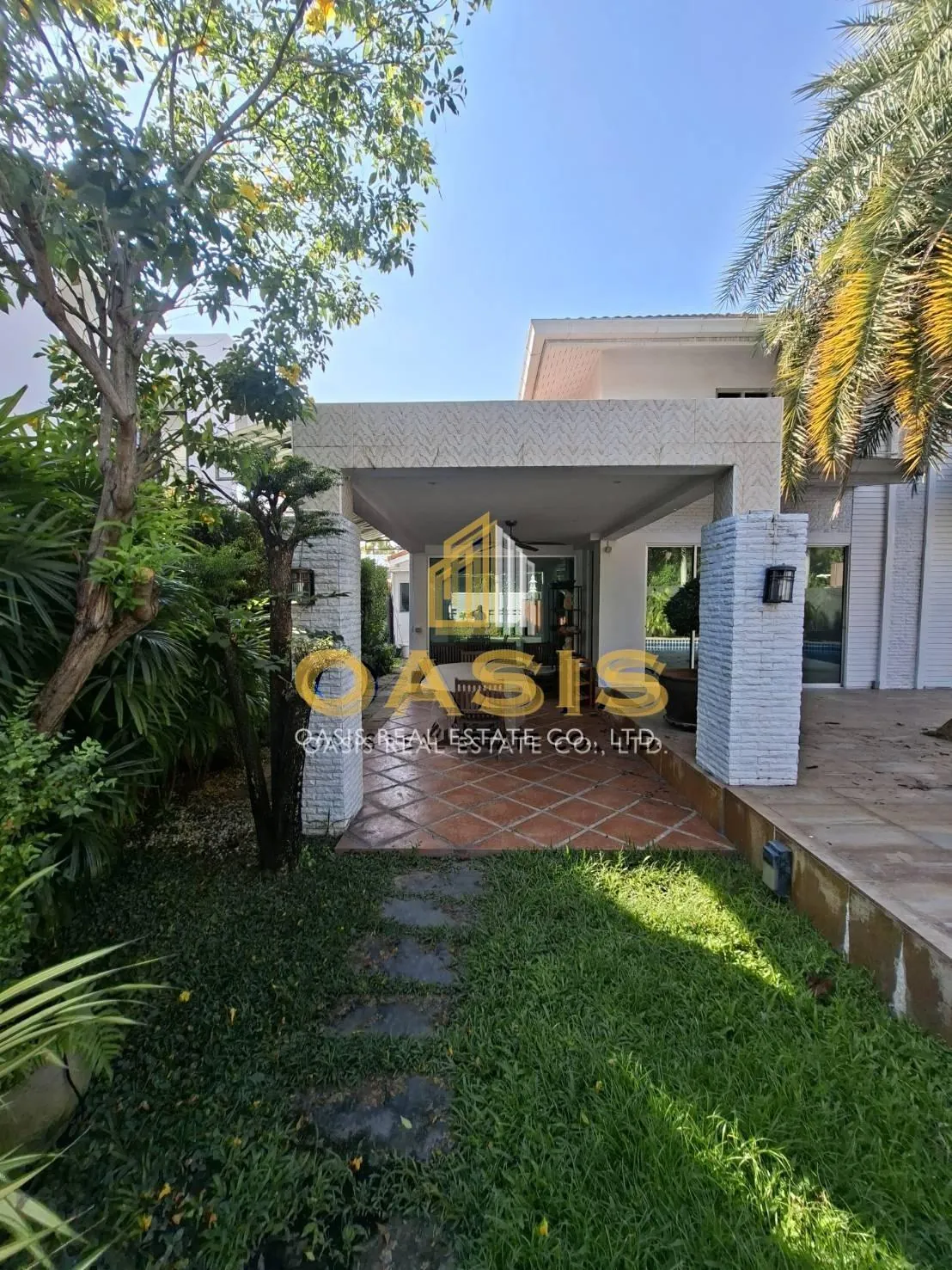 Private pool villa in Pattaya Lagoon 3 for sale