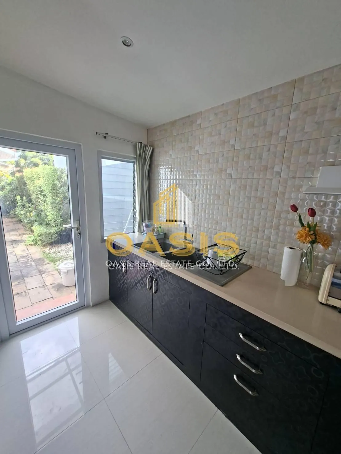 Private pool villa in Pattaya Lagoon 3 for sale
