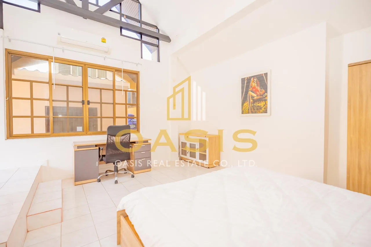 Large Commercial Residential Property in Pattaya For Sale & Rent