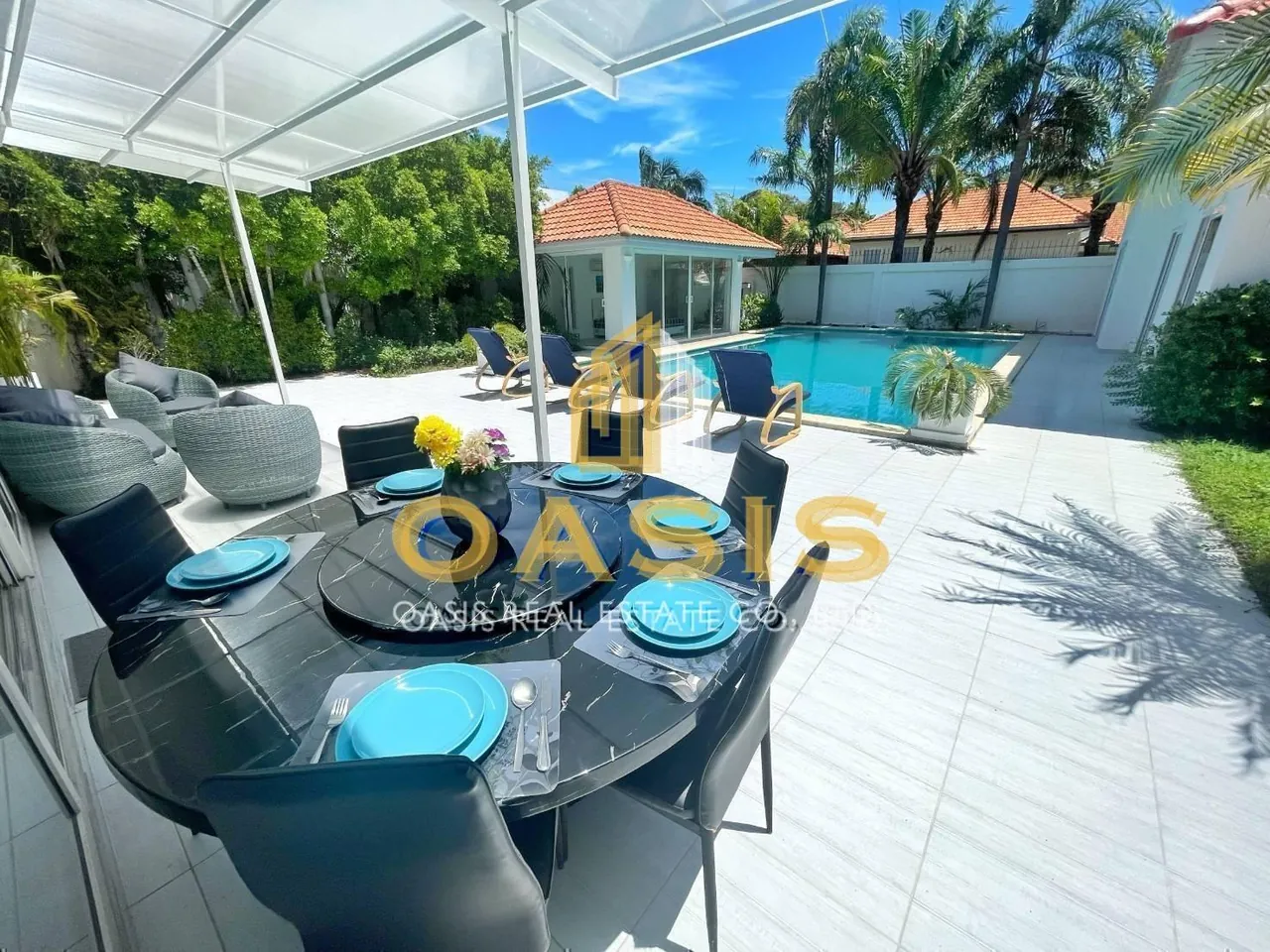 Majestic Beachfront Residence for Sale Pratumnak Hill