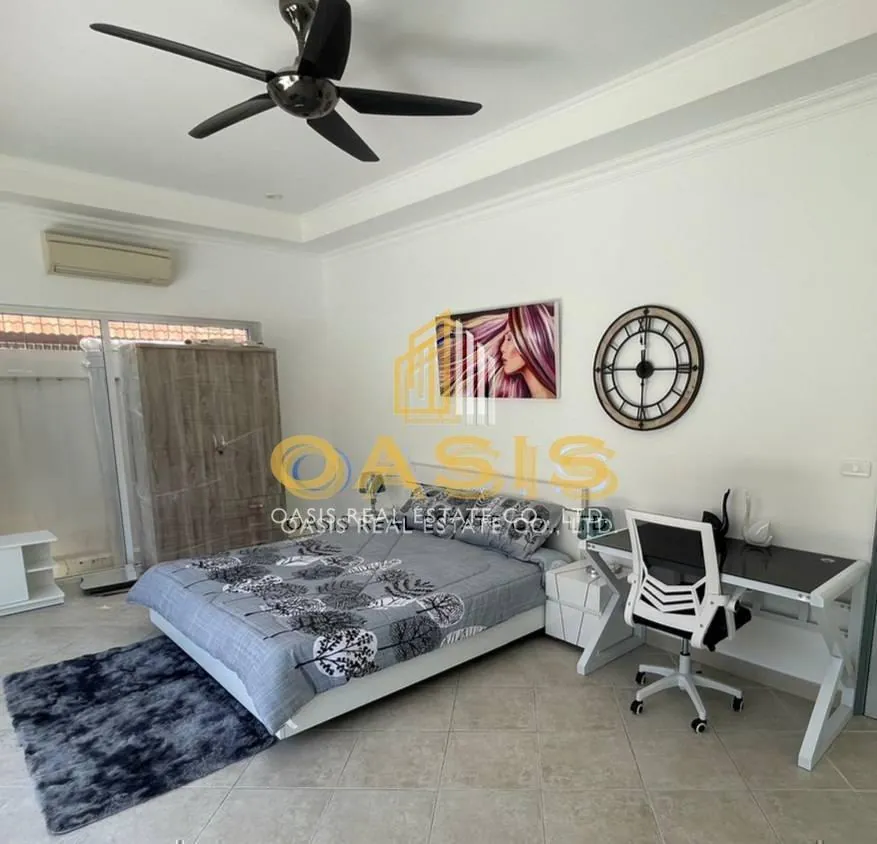 Majestic Beachfront Residence for Sale Pratumnak Hill