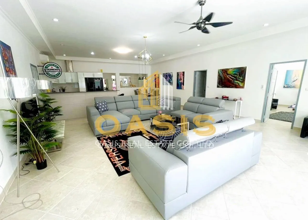 Majestic Beachfront Residence for Sale Pratumnak Hill