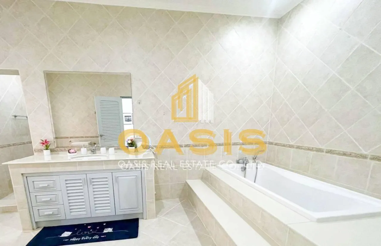 Majestic Beachfront Residence for Sale Pratumnak Hill