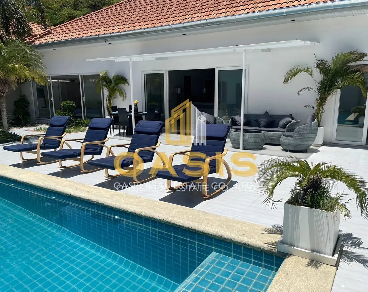 Majestic Beachfront Residence for Sale Pratumnak Hill