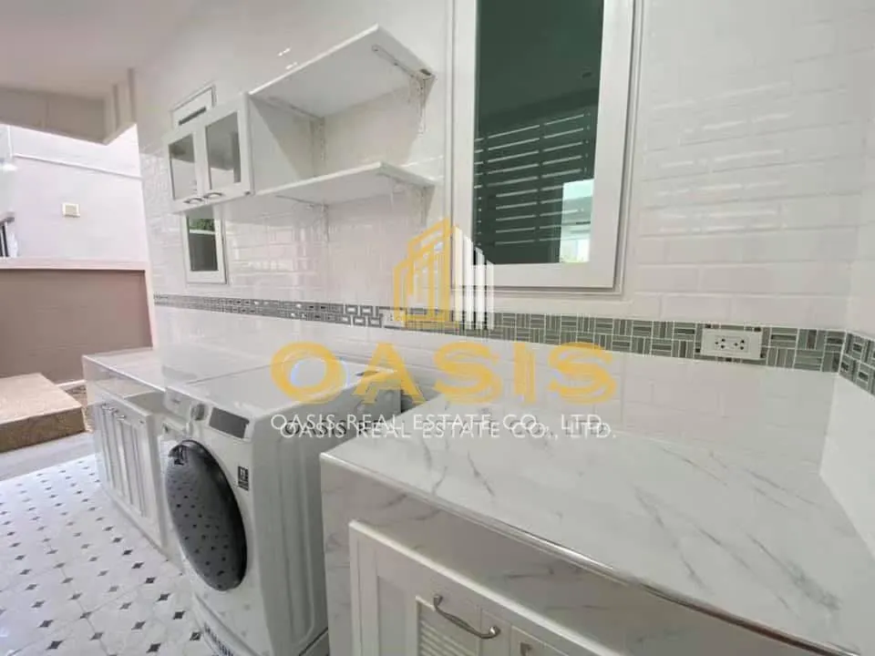 Fully Furnished 2-Storey Detached House For sale