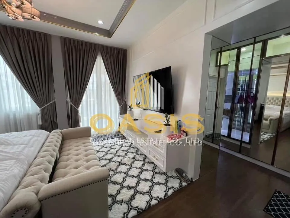 Fully Furnished 2-Storey Detached House For sale