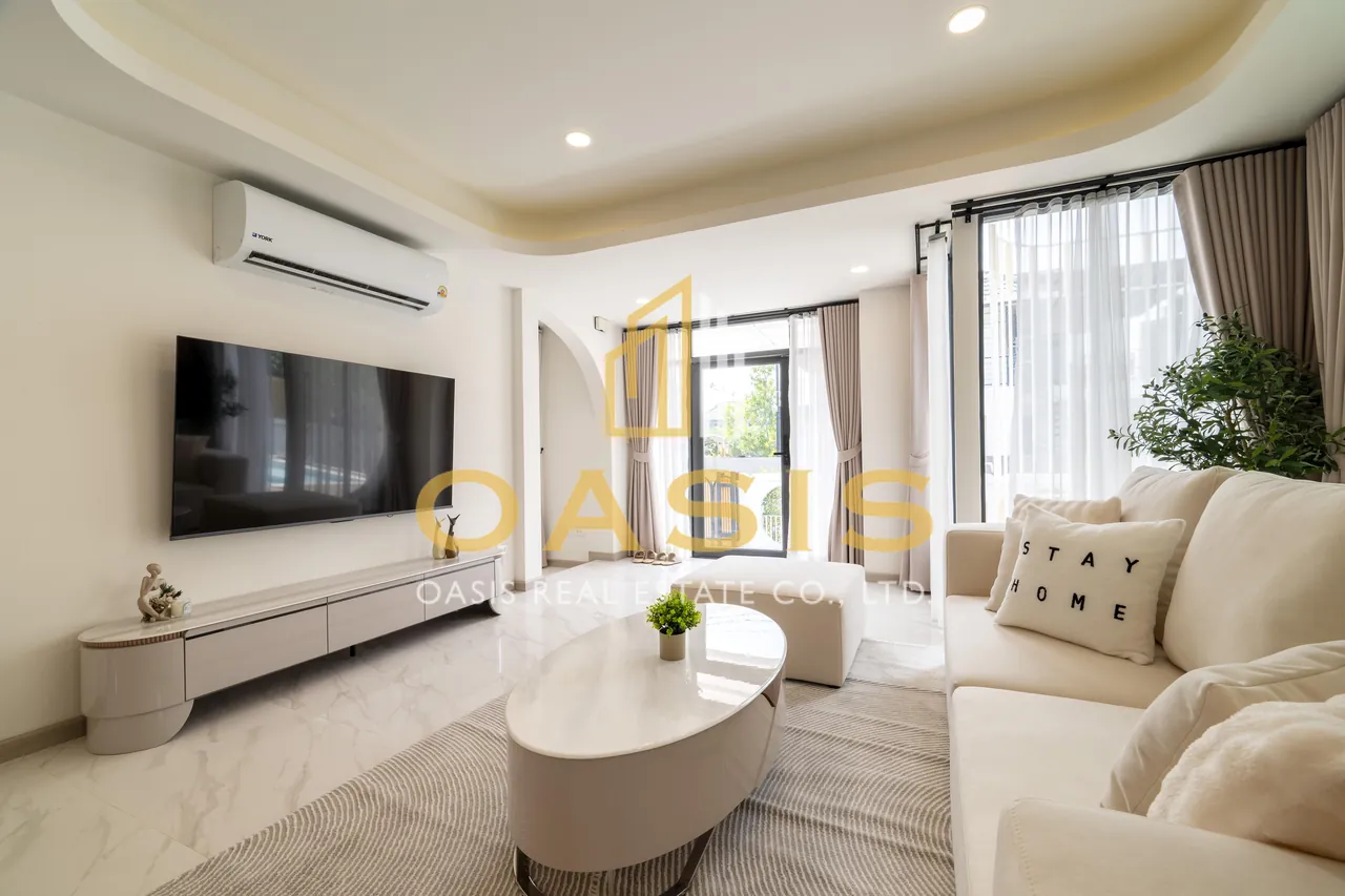 Minimal Nordic Villa Central Park 2 Pattaya For Sale