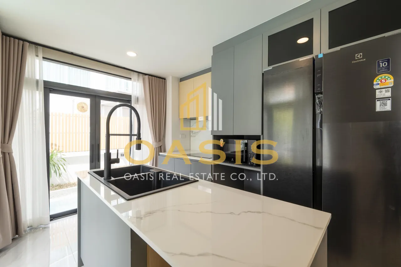 Minimal Nordic Villa Central Park 2 Pattaya For Sale