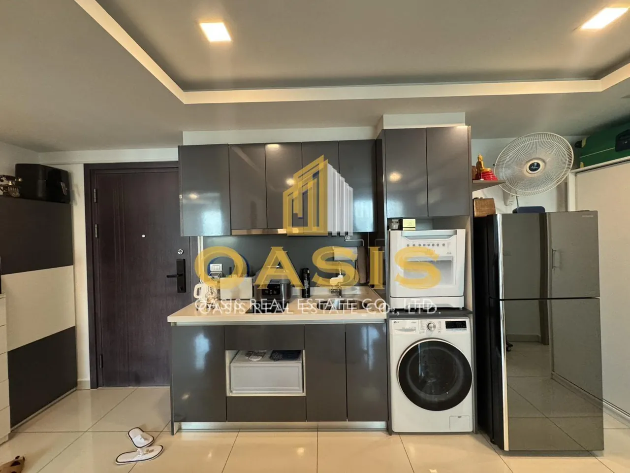 🏝 Arcadia Beach Continental – 2 Bedroom Condo for Sale