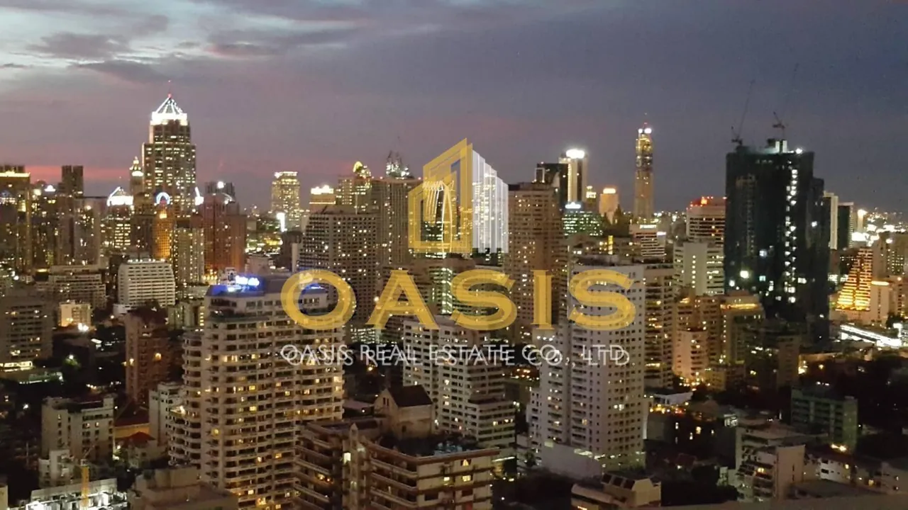 Luxury Penthouse overlooking Benjakitti Park – Asoke, Bangkok