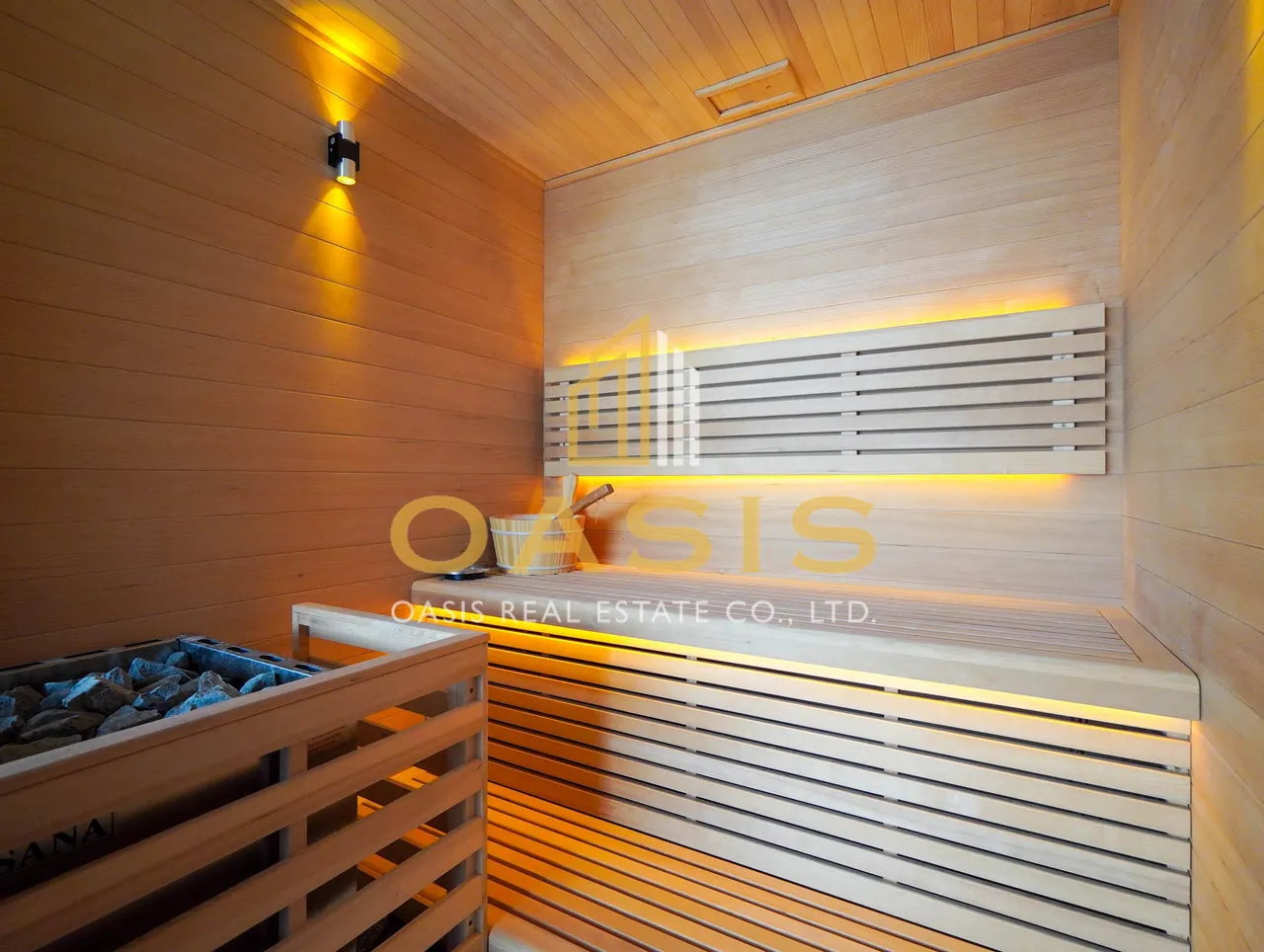 Brand-New 5-Bedroom Luxury Pool Villa for Sale & Rent in Na Jomtien