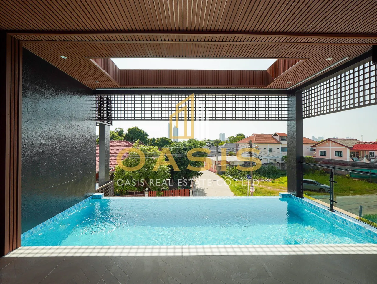 Brand-New 5-Bedroom Luxury Pool Villa for Sale & Rent in Na Jomtien