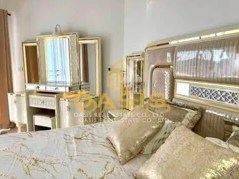 Beautiful big renovated studio in Paradise Condominium Jomtien in Foreign name