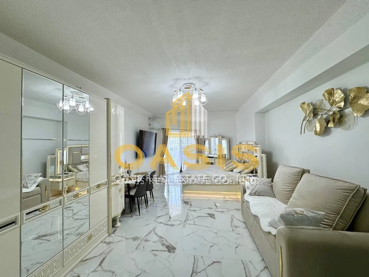 Beautiful big renovated studio in Paradise Condominium Jomtien in Foreign name