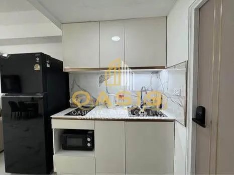 Beautiful big renovated studio in Paradise Condominium Jomtien in Foreign name