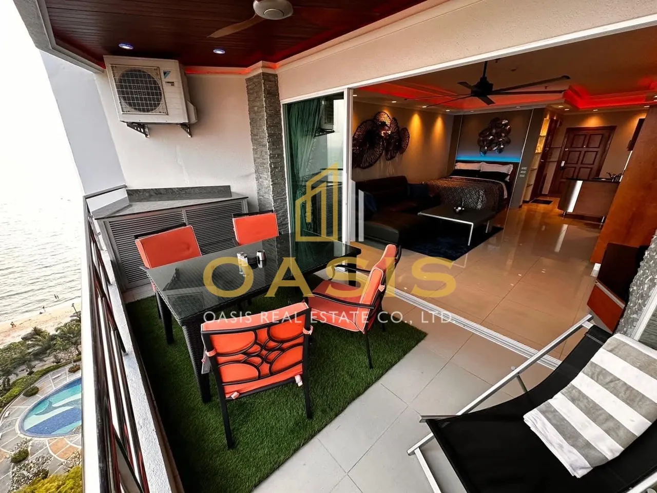 Stunning Oceanfront Studio at Pratumnak Hill for rent