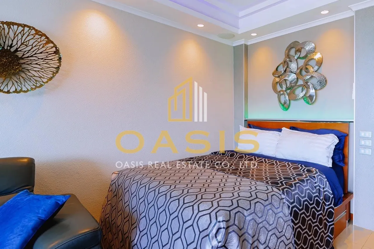 Stunning Oceanfront Studio at Pratumnak Hill for rent