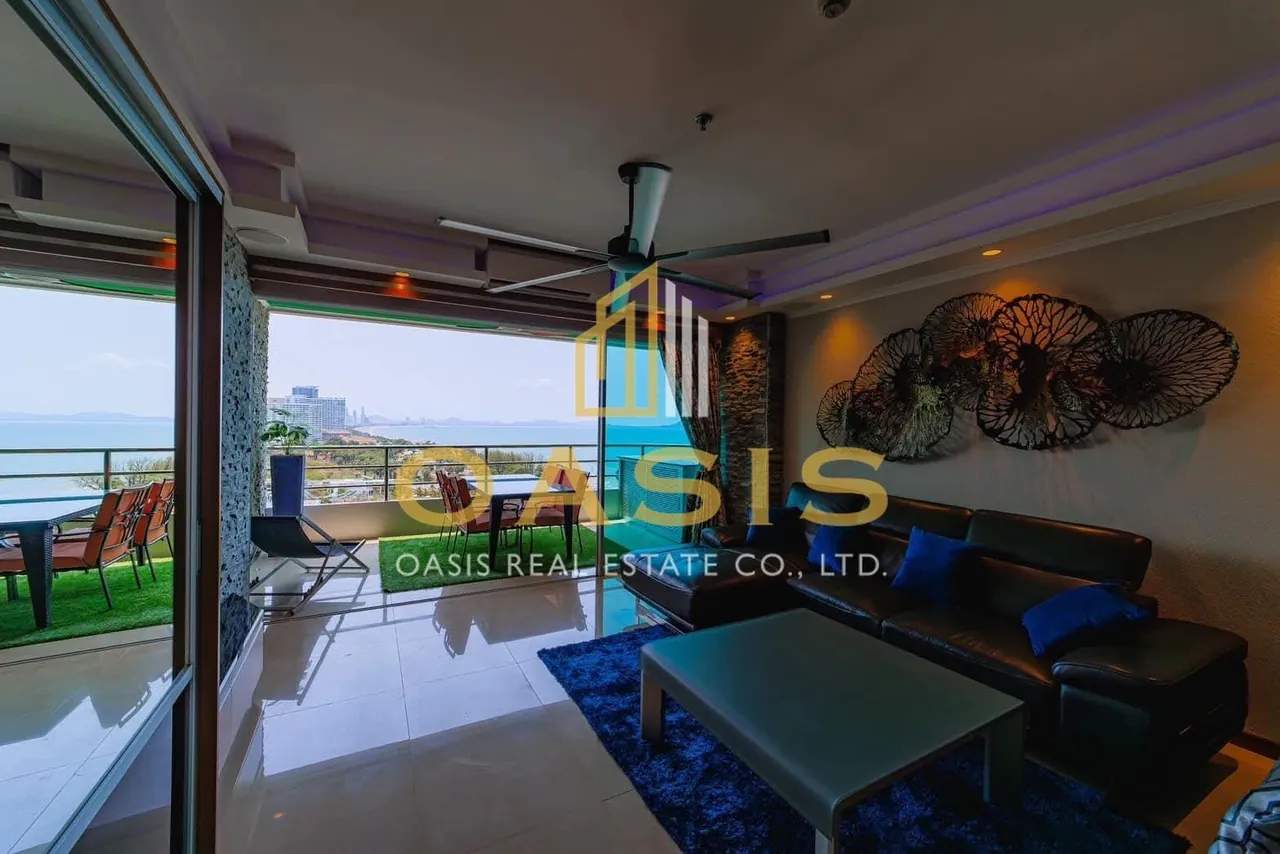 Stunning Oceanfront Studio at Pratumnak Hill for rent