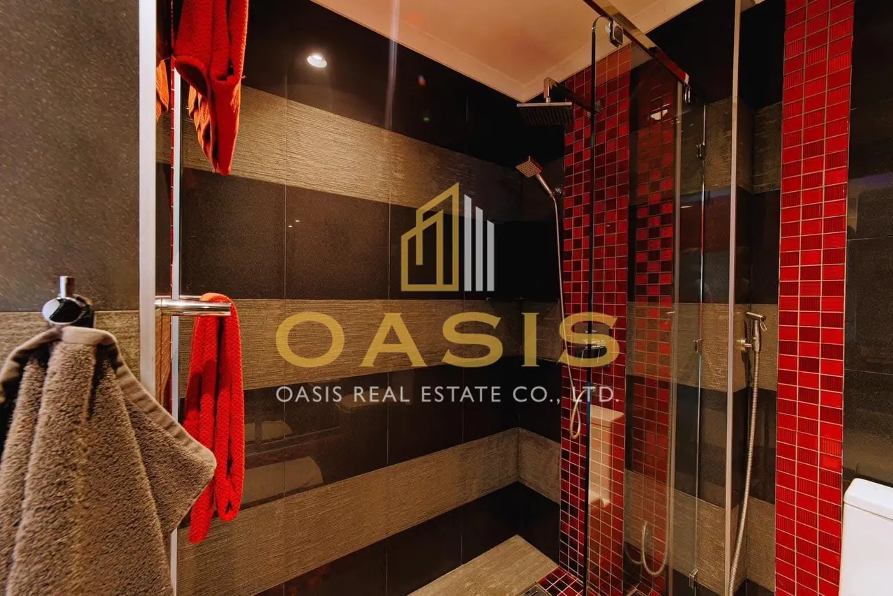 Stunning Oceanfront Studio at Pratumnak Hill for rent