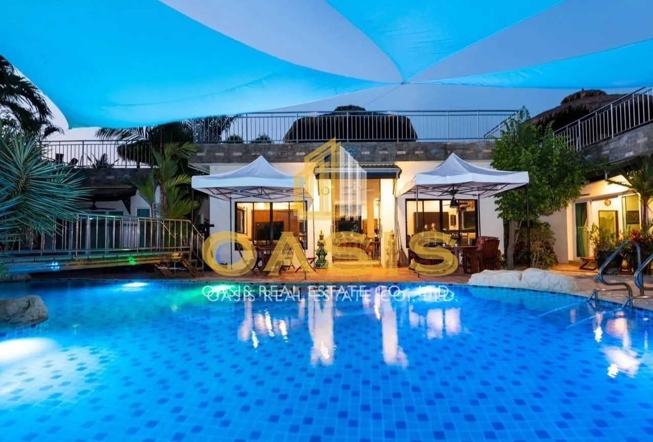 ! Super hot deal ! One of a kind luxury resort in Phoenix Golf Club