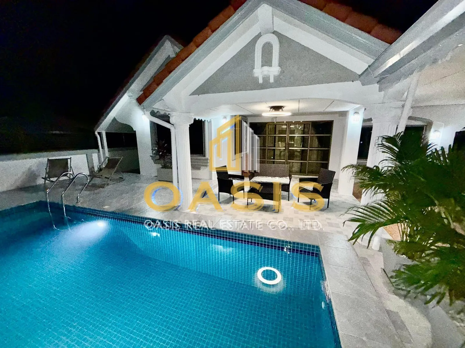 Luxury pool villa with a private swimming pool at Wantana village