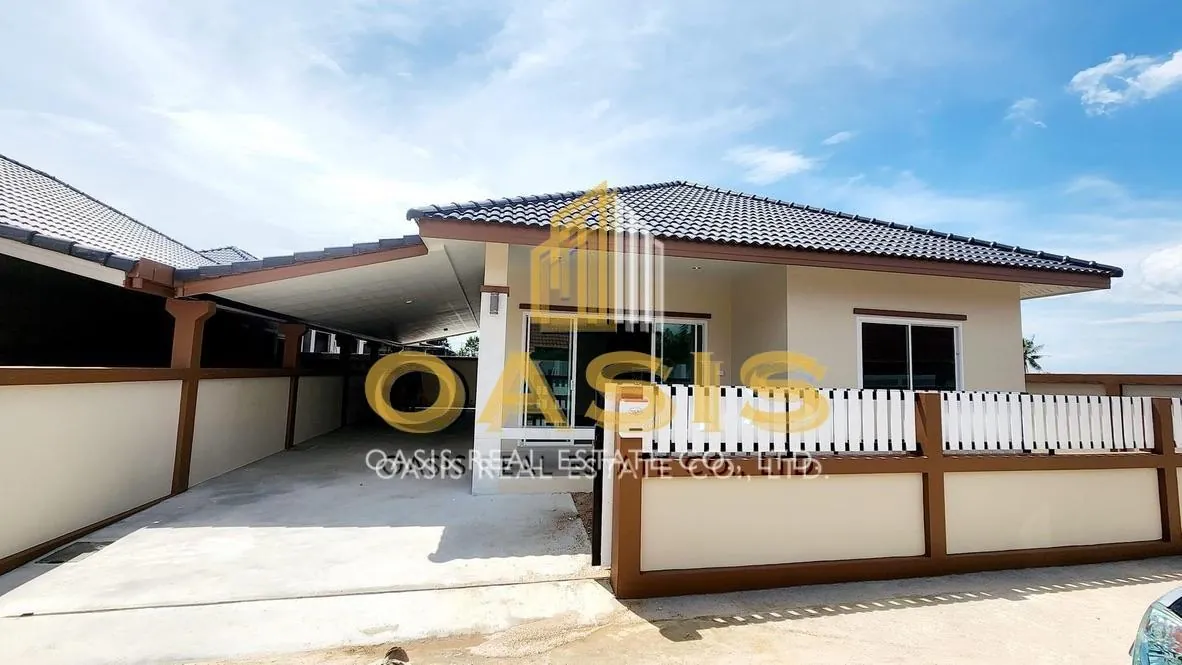 Spacious Single House with 3-Car Parking on 50 sq.wah Land