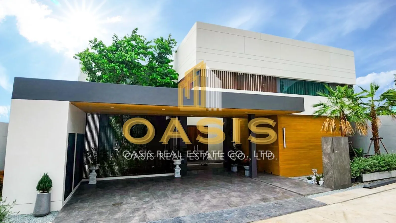 Exclusive Luxury Villas on a Scenic Hillside