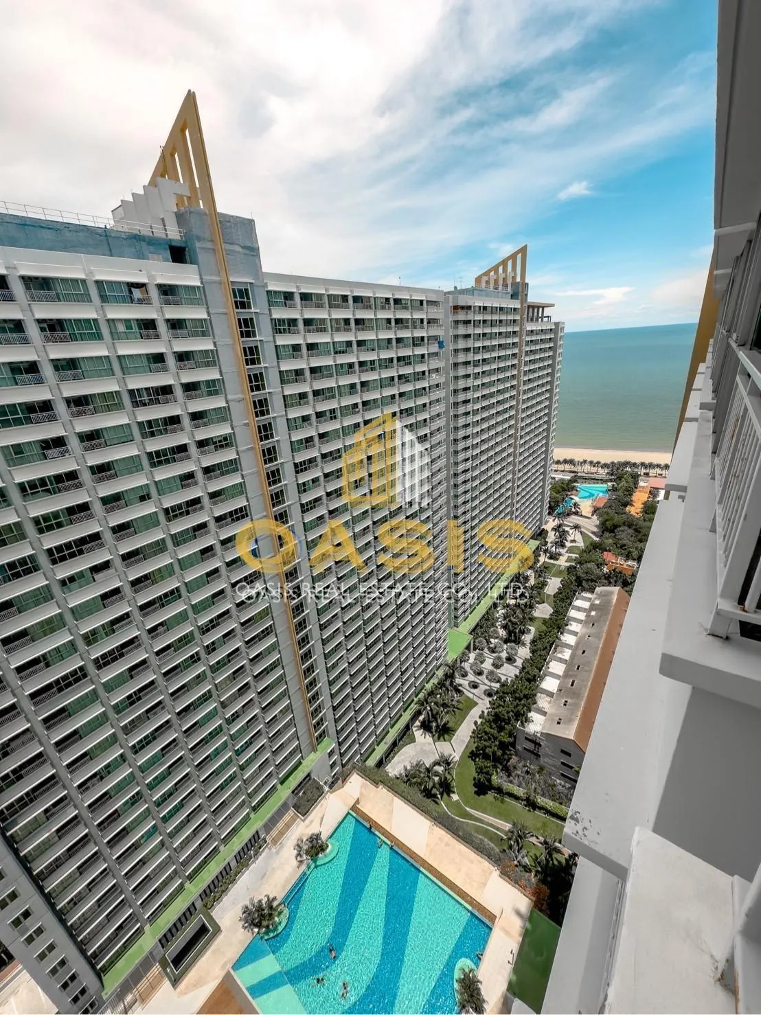 Condo for Rent/Sale – High Floor with Stunning Views in Central Jomtien