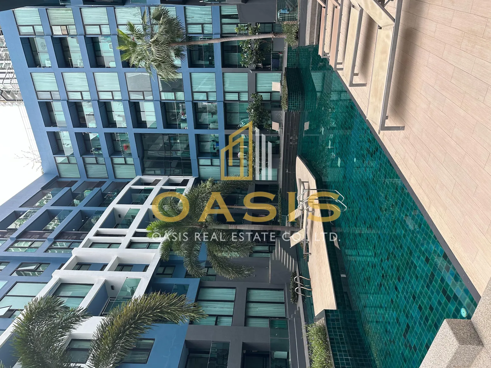 Acqua Condominium – Pool Access Unit for Sale
