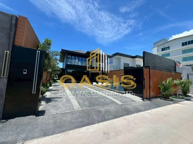 Luxury VIP Pool Villa for SALE