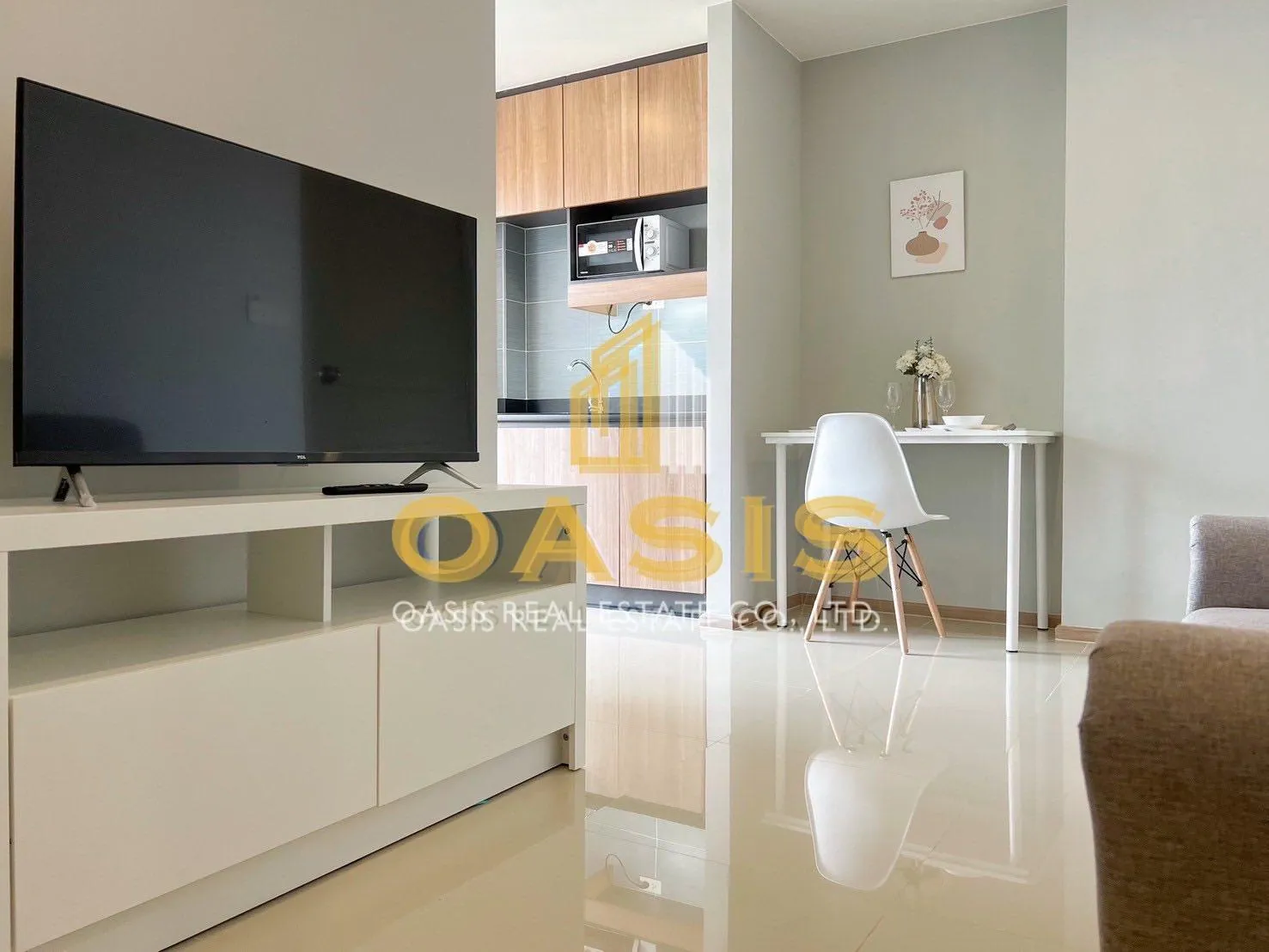 Rich Park @ Chao Phraya – Elegant High-Rise Living by the River For Rent