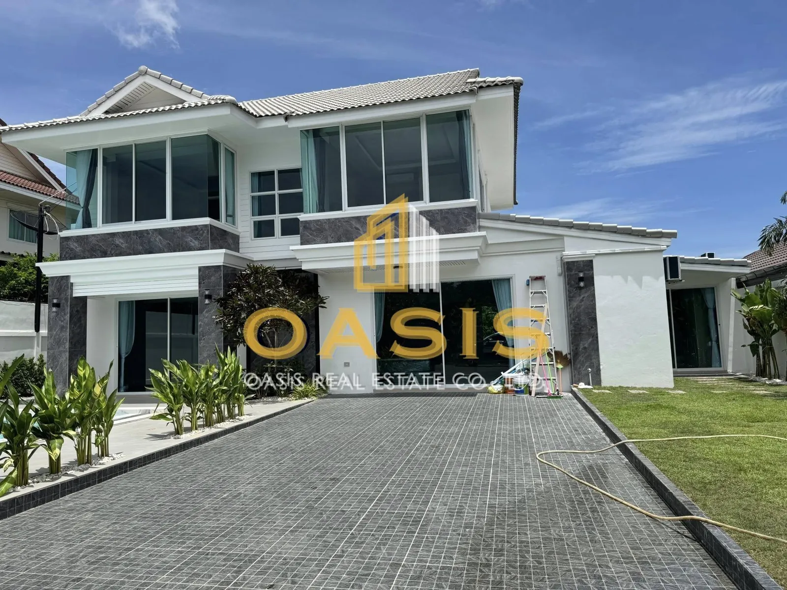 Modern house design with private pool for sale