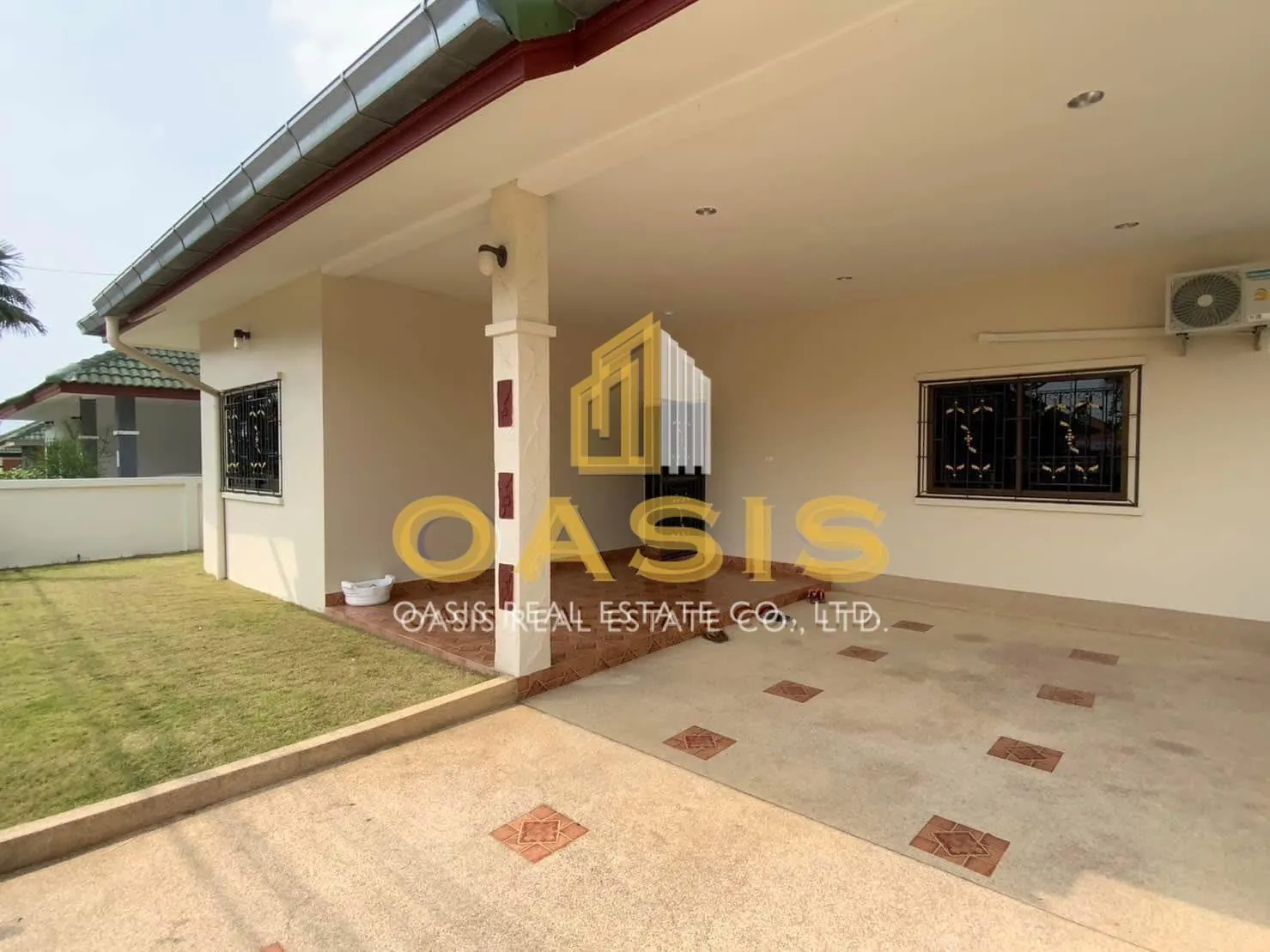 Single-Storey House for Sale or Rent