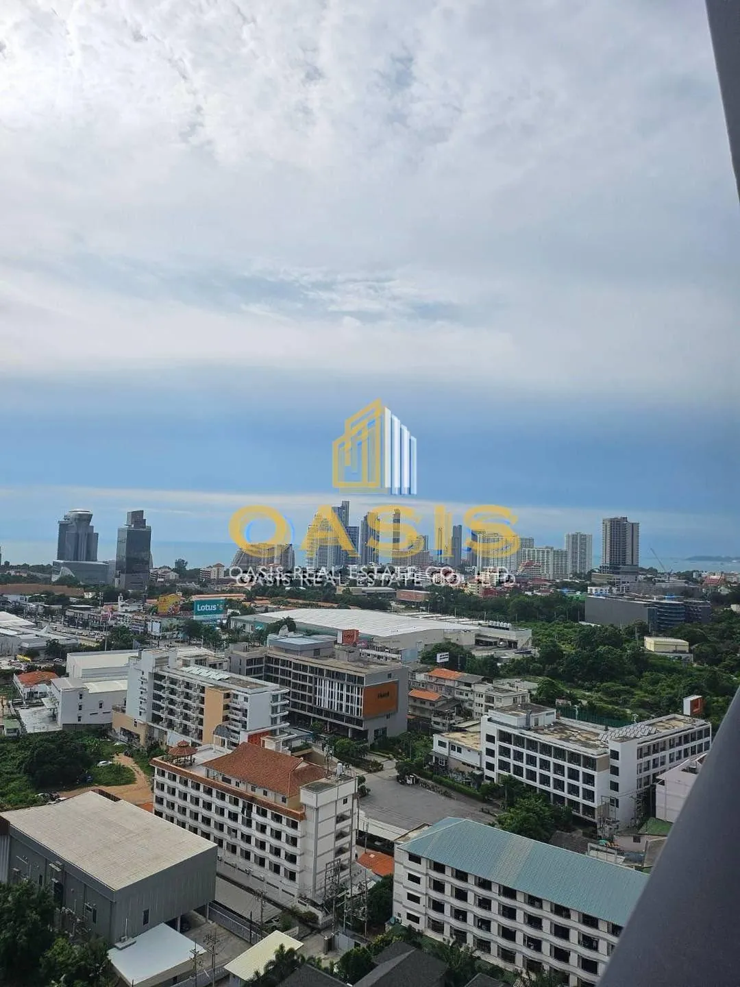 ONCE Pattaya Condominium – Stunning Sea View For rent