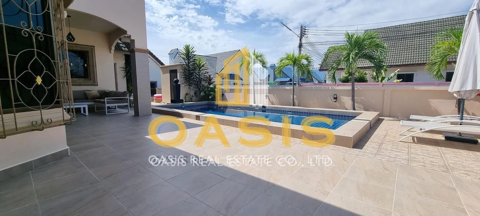 Luxury Pool Villa For Sale near Siam Country Club