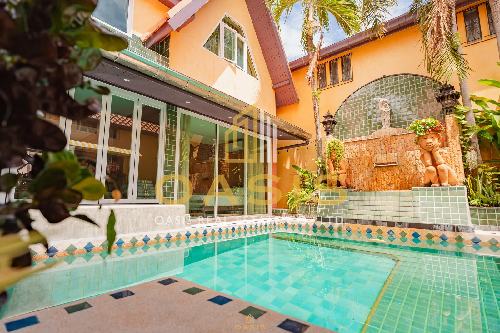 Jomtien Palace Village For Sale
