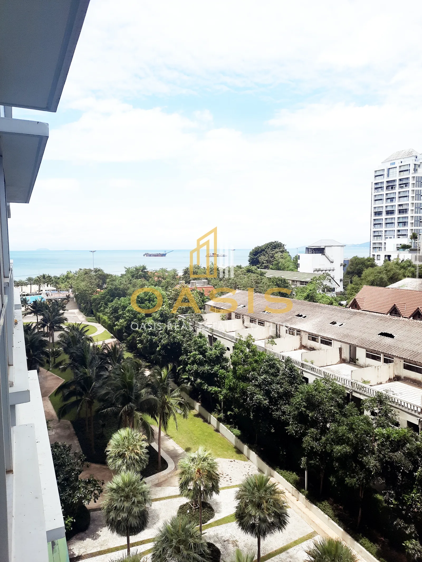 Lumpini Park Beach Jomtien CONDO FOR SALE