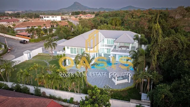 Mountain Views and partial Sea views