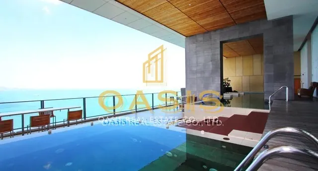 Northpoint ,Discover your dream home in a condo that combines luxury with stunning views !!