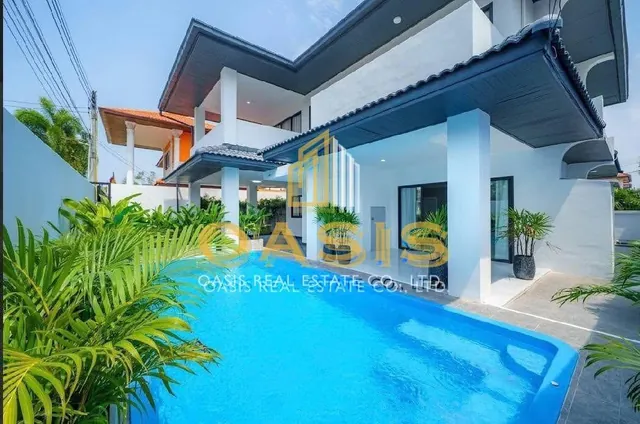 Luxury Pool Villa for Rent in Eakmongkol Village – Beachside Location
