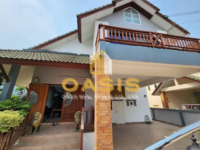 Hot Deal Pool Villa Compound in central Pattaya