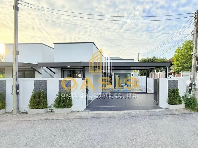Brand new single-storey modern pool villa for sale