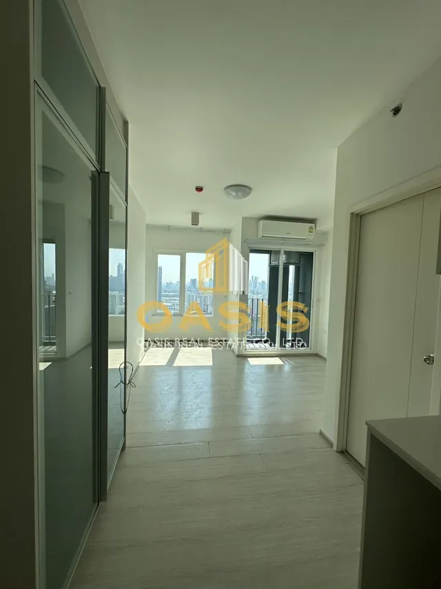 Chapter One Eco Ratchada-HuaiKhwang for sale
