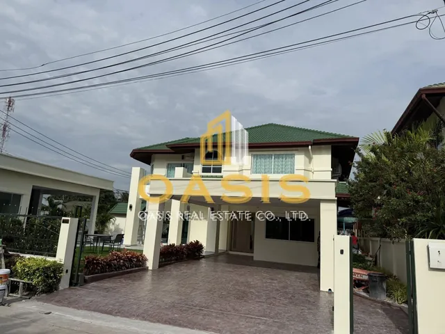 Elegant 5-Bedroom Pool Villa for Rent